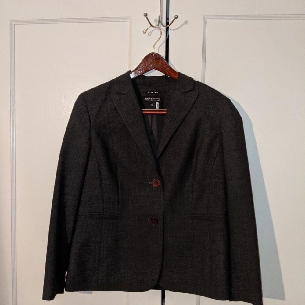 Jones NY Suit Charcoal Gray